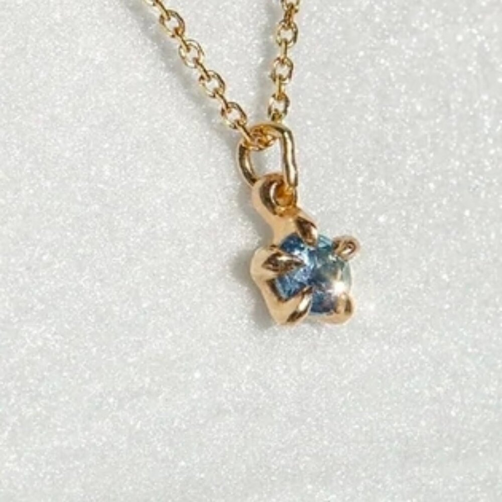 Laurie Fleming moondew necklace